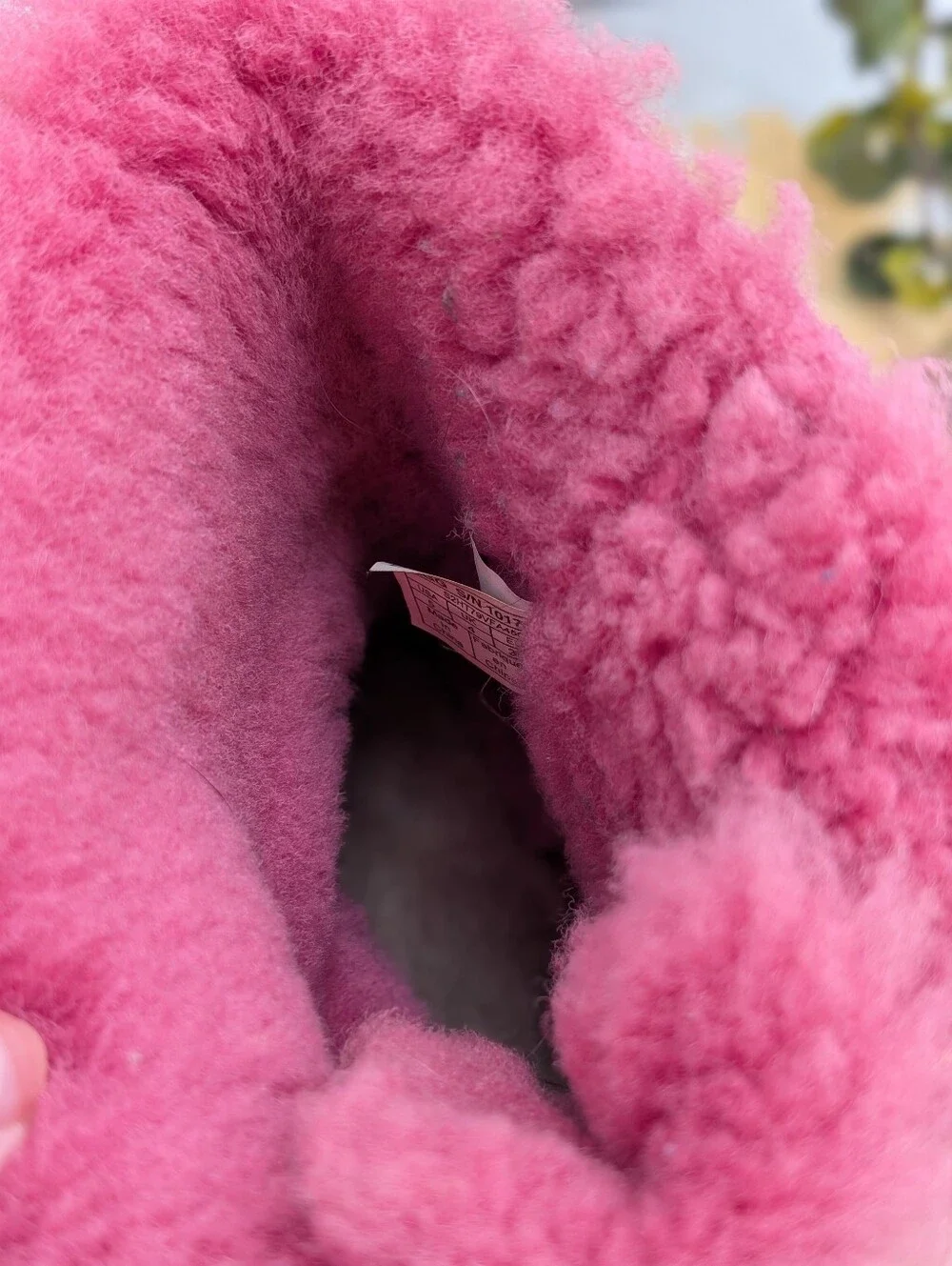 UGG Bailey Bow II Pink Sheepskin‎ Boots Girls Youth Size 5 Cozy Coquette...